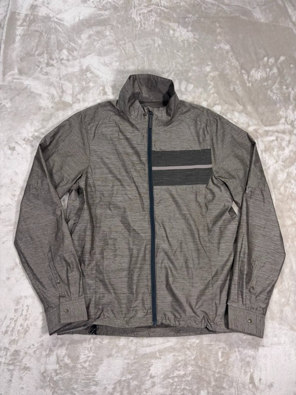 Shimano Men's Cycling Lightweight Long Sleeve Full Zip Jacket - Size Large